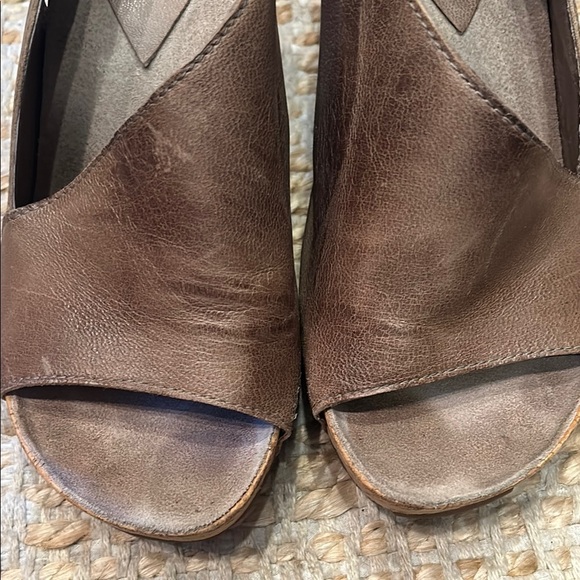 Antelope Brown Wedge Sandals - Picture 3 of 11